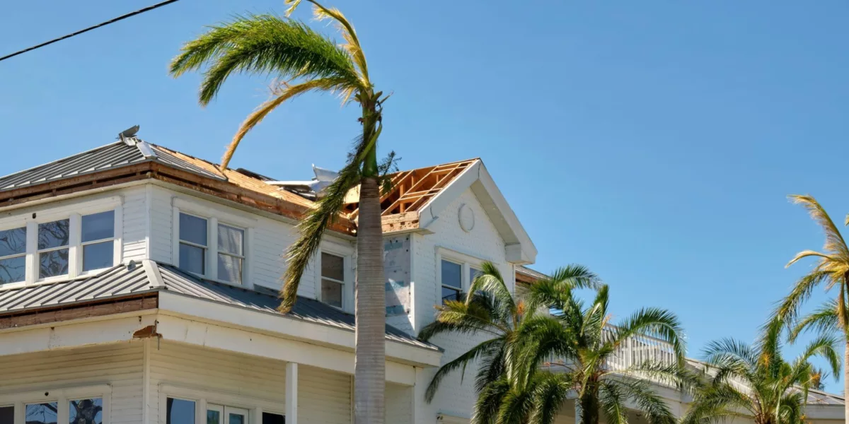 how to get insurance to pay for roof replacement in Florida