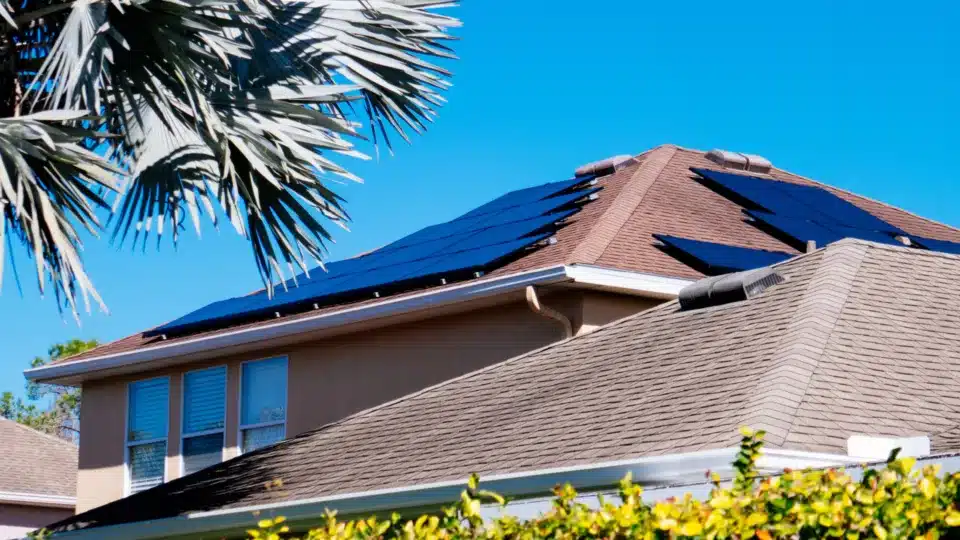 replacing a roof with solar in Florida