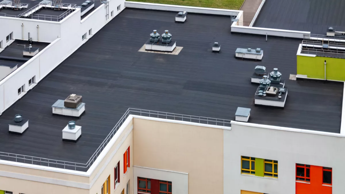 How Long Does a Flat Roof Last in Florida