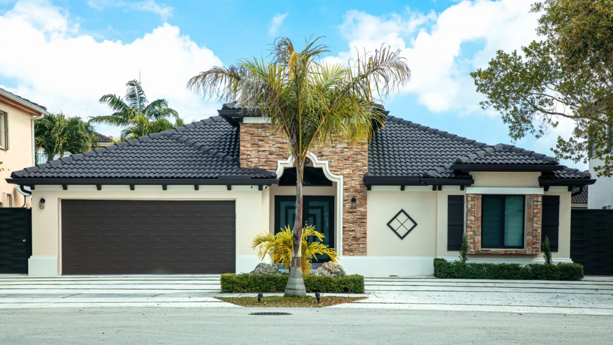 The Best Sloped Roofing Materials in Florida