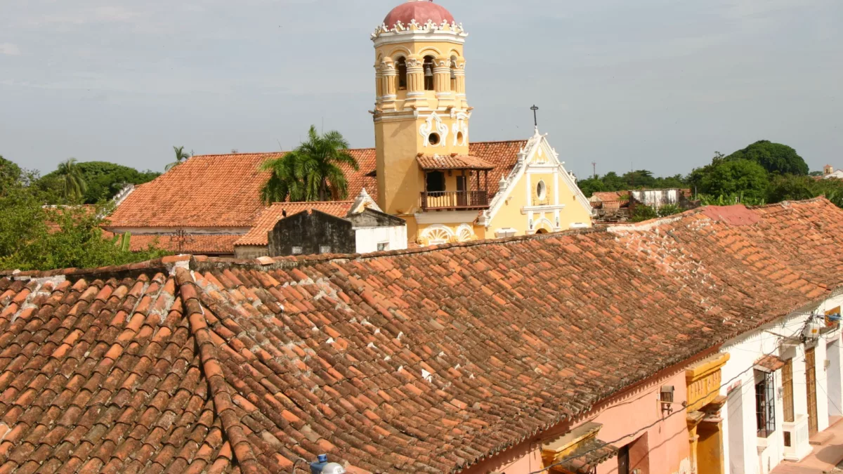 The History of Spanish Tile Roofs in Florida