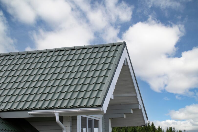Metal,Tile.roof,For,The,House.,Modern,Coatings,For,The,Roof